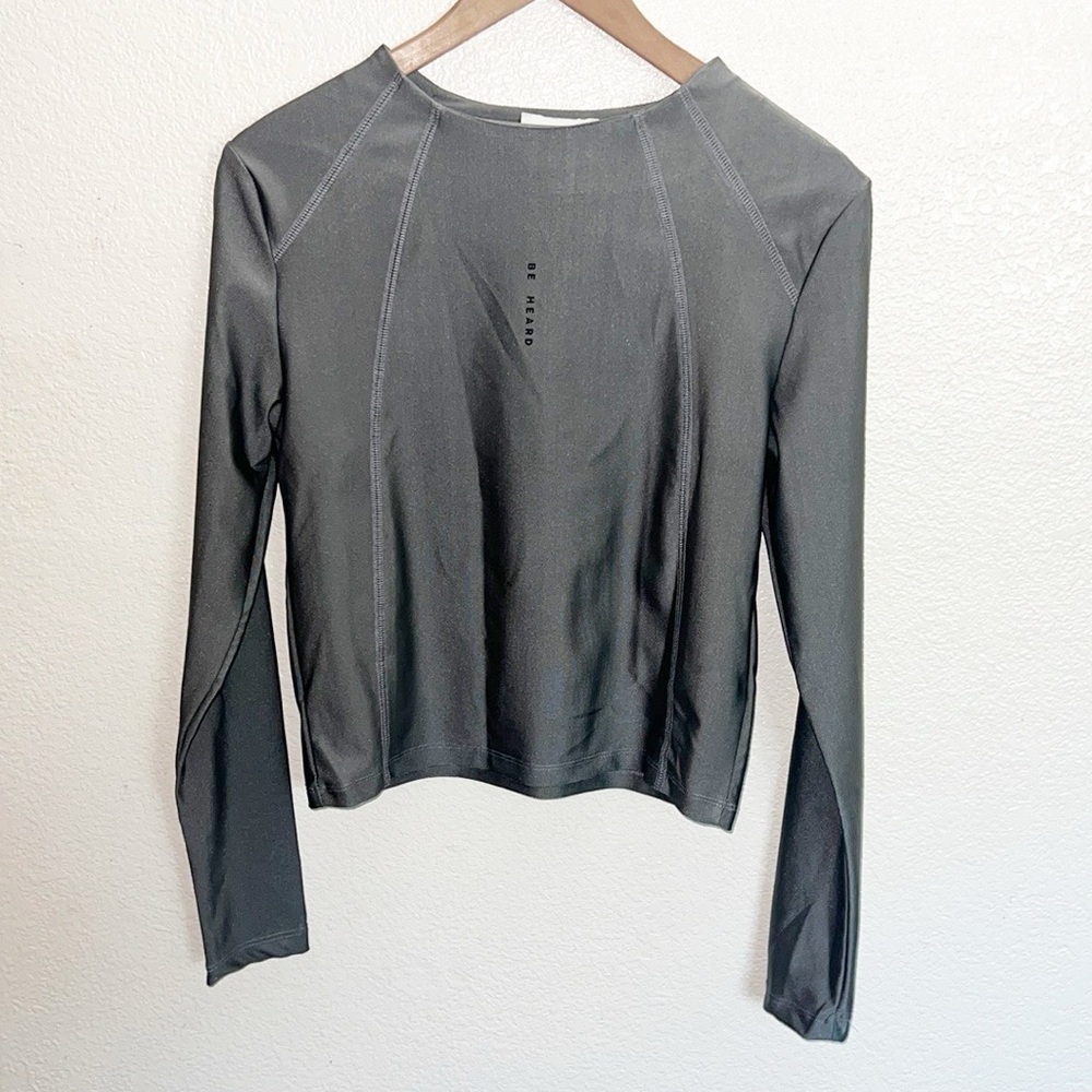 Top Shop Be Heard Gray Silver Performance Long Sleeve Fitted Shirt
